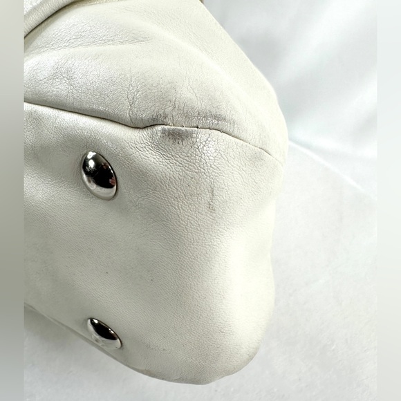 COACH Soho F18751 Cream Leather Medium East West Tote Shoulder Bag Gold Trim - Picture 11 of 11